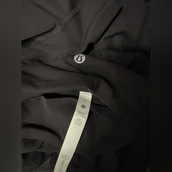 NWOT $98 Lululemon Align Jogger 28"
Black - Picture 8 of 10